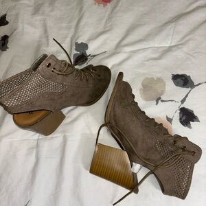 Taupe-Suede Qupid Heels